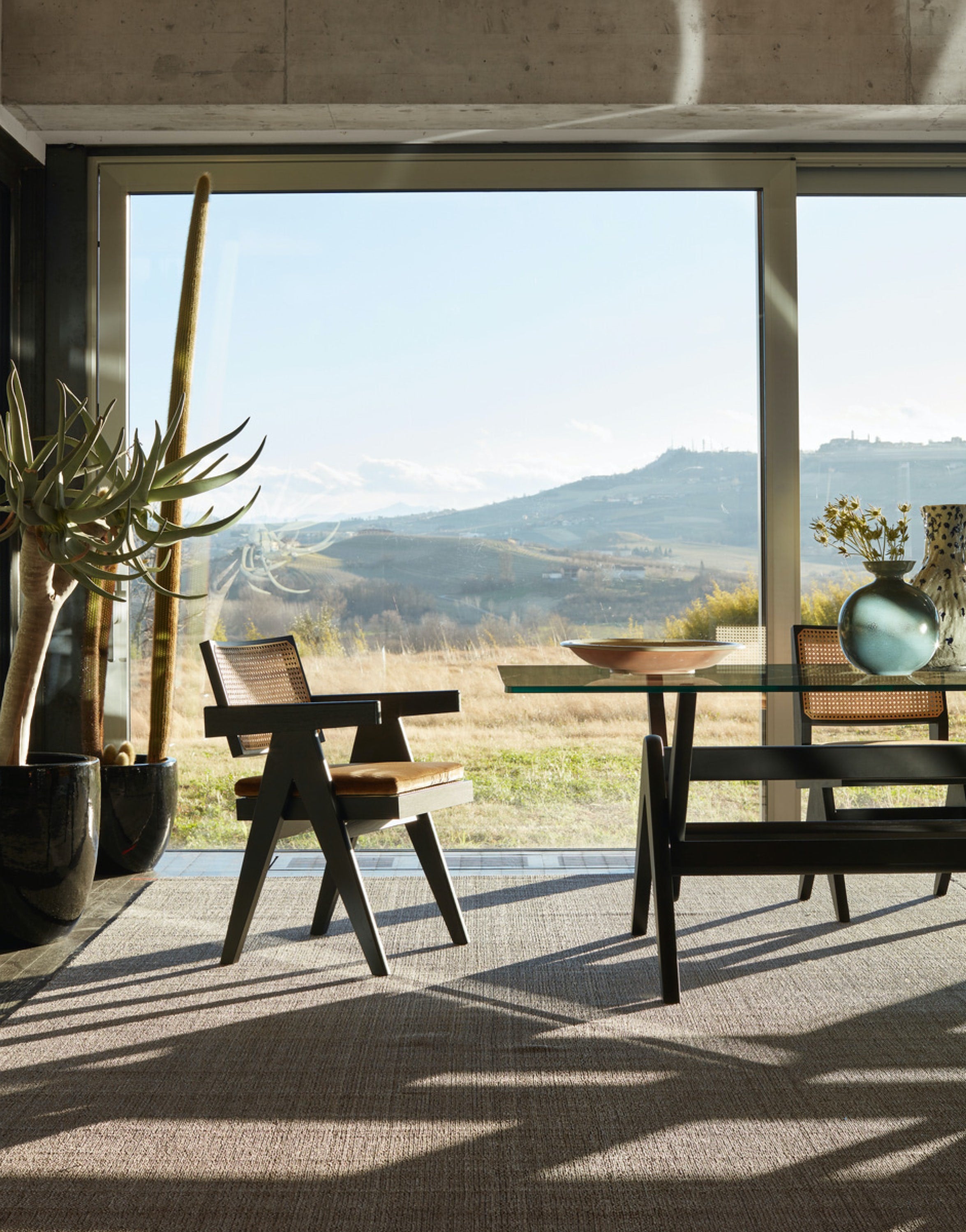 1 Pcs Capitol Complex Armchair