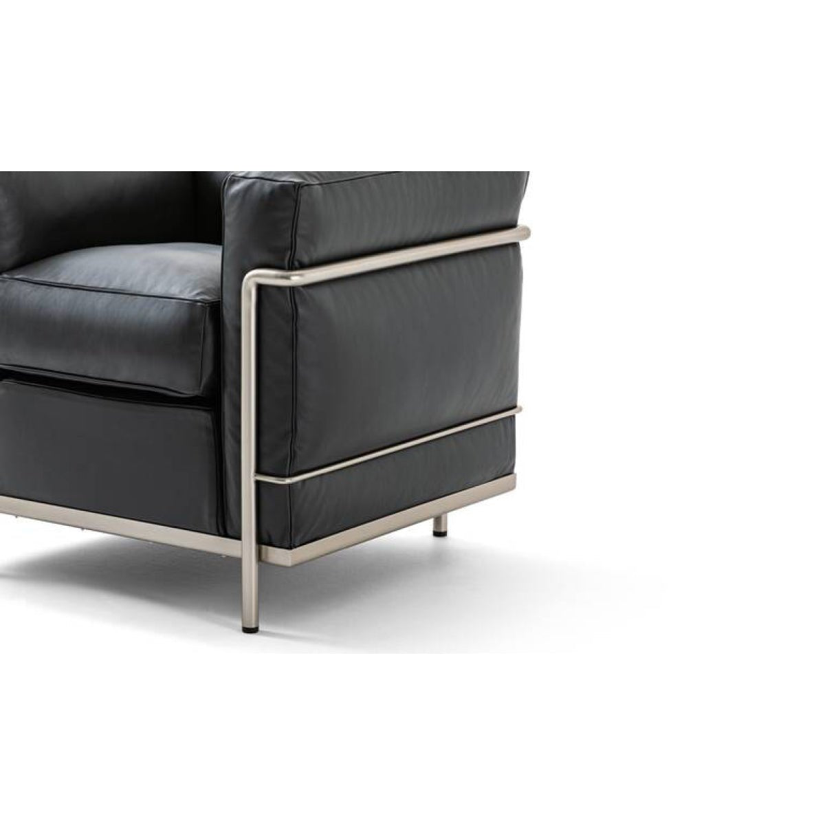 LC2 Petit Modele Armchair - Vorthio