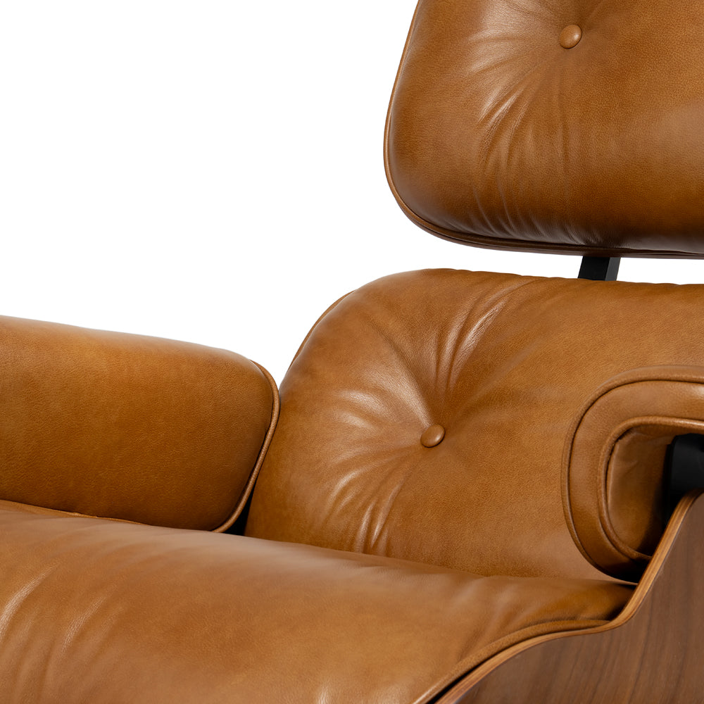 Mid-Century Lounge Chair and Ottoman - A+ Premium - Taller - Walnut wood - Wax leather - Leather Brown