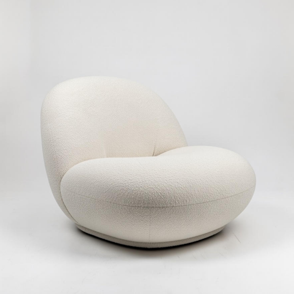 Cloud-Inspired Swivel Lounge Chair