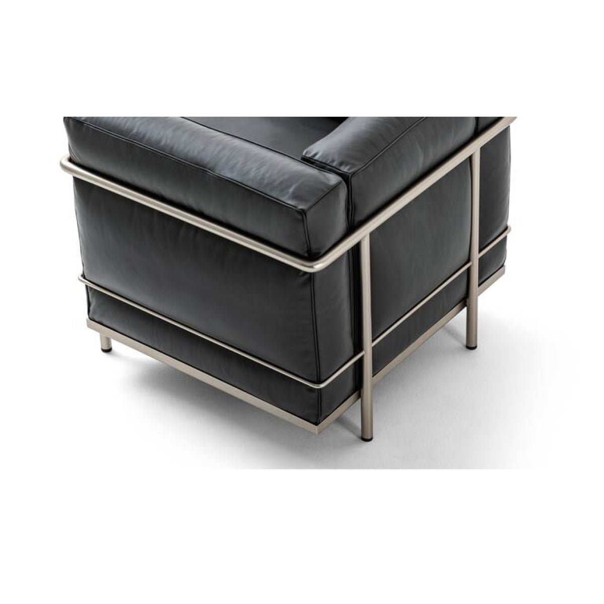 LC2 Petit Modele Armchair - Vorthio